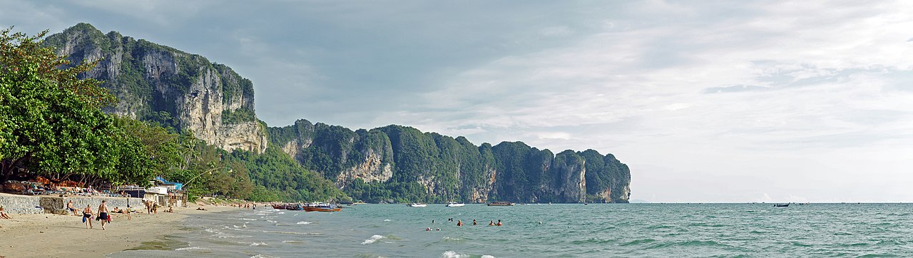 แผนเที่ยวกระบี่ 3 วัน 2 คืน — ครบทะเล ธรรมชาติ และเมือง