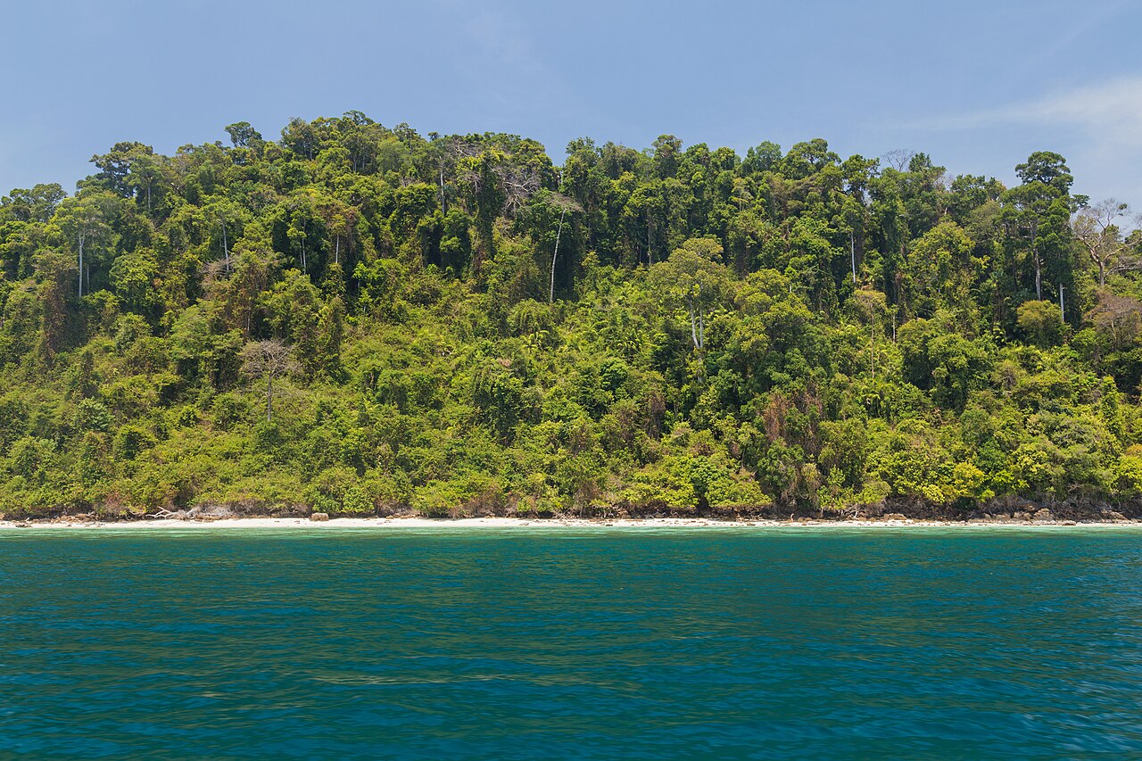 Koh Ngai — Public Attraction