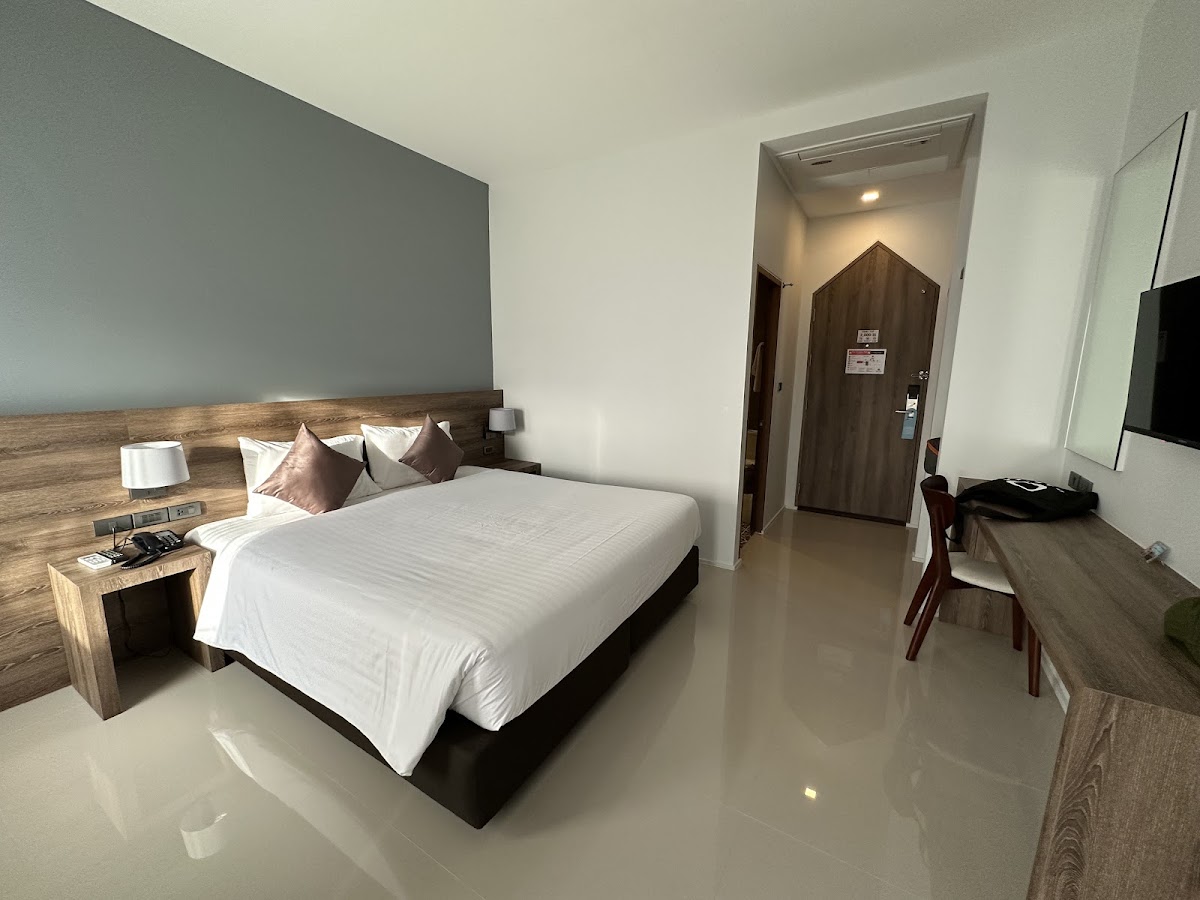 The chill hotel