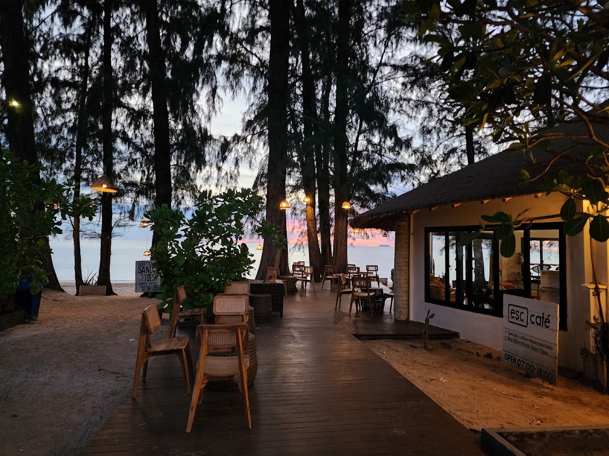 Long Beach Chalet