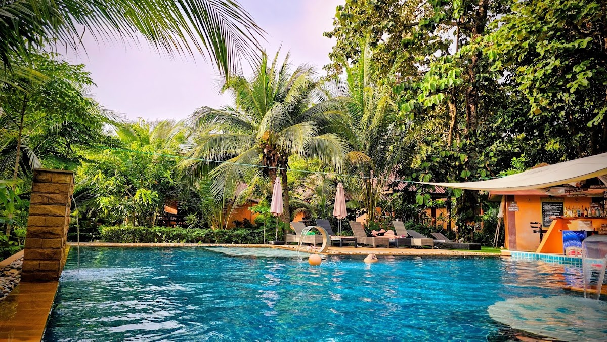 Lanta Pearl Beach Resort