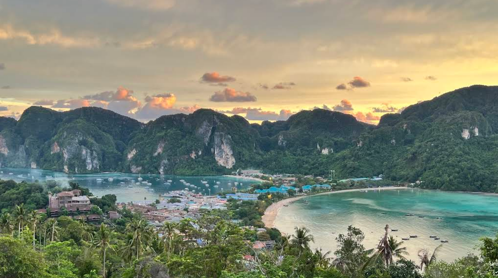 Phi Phi Viewpoint 3
